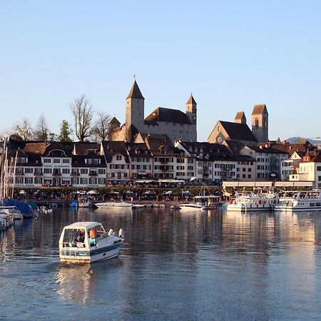 Old Town Charm & Central Location In Rapperswil Exterior photo